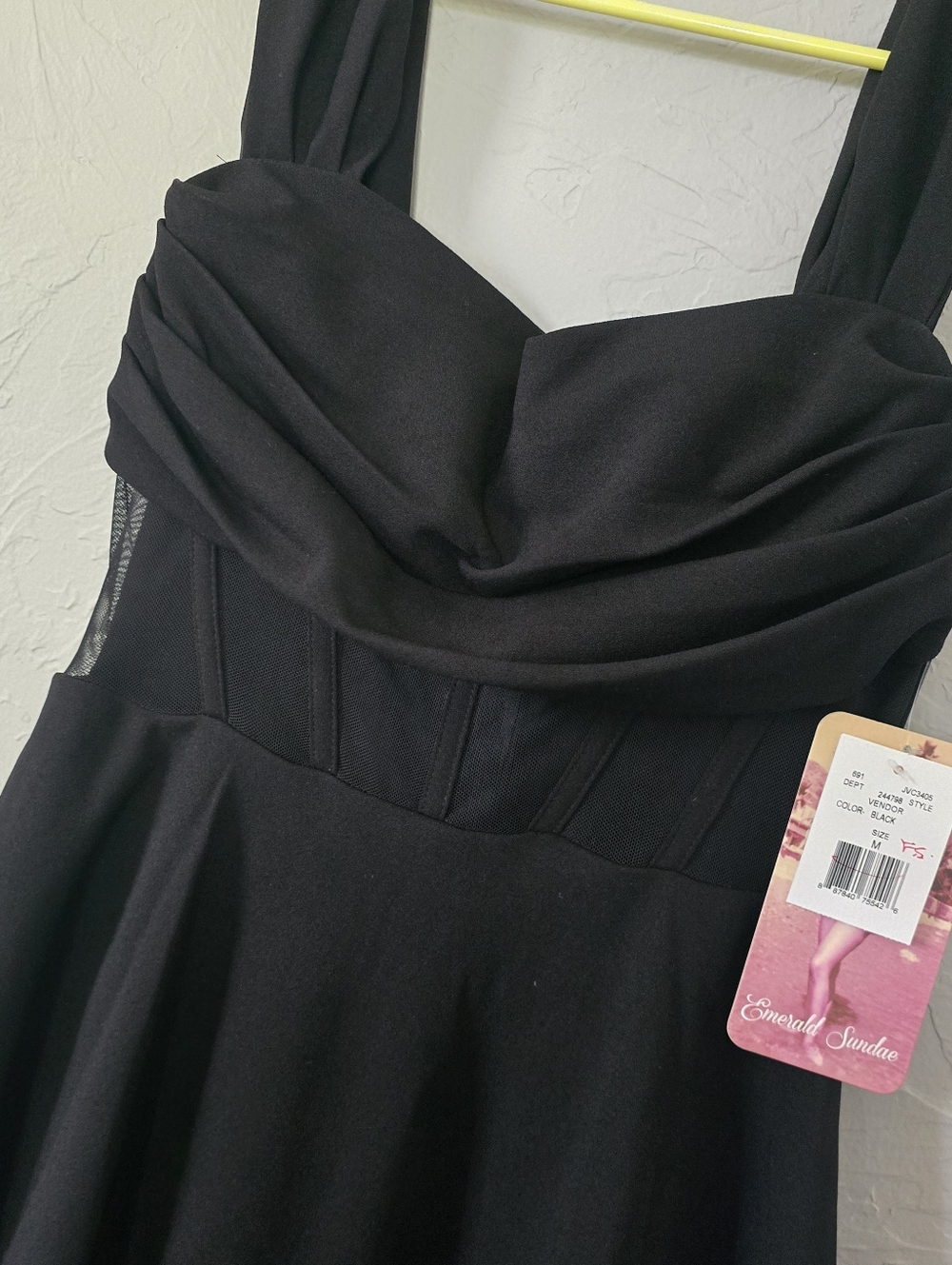 Emerald Sundae Women Dress nwt Medium - Picture 2 of 9